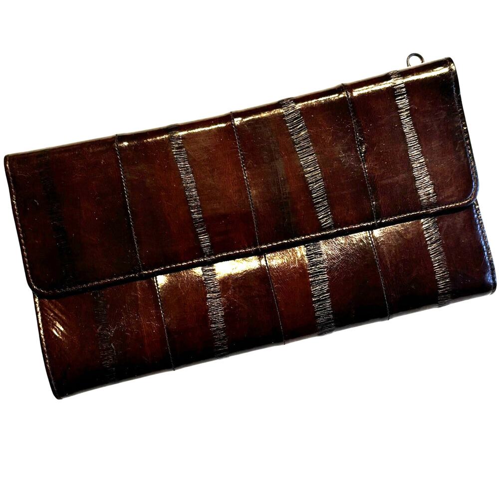 Vintage 1980's Brown eel skin leather ladies checkbook wallet clutch purse